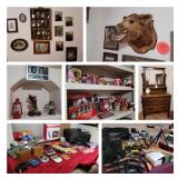 Big Boerne Farmhouse - Tools and Coca - Cola and Ammo and Antiques and Tools and more Tools
