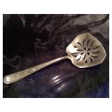 Weidlich Slotted Tomato SRV