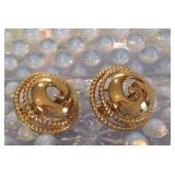 Modern Trifri Earrings