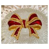 Joan Rivers Classics Bow Brooch 