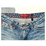 Cuffed Denim Capri Style is Trace