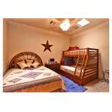 Bedroom / Bunk Room Furnishings & Home Decor