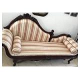LOVELY ANTIQUE FAINTING SOFA