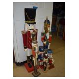 Christmas Decor and Gift Auction