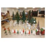 Gifts/Toys and Christmas Decor Live Public Auction