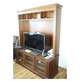 EHTAN ALLEN CHESTER ENTERTAINMENT CENTER