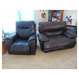 Left is electric lift chair, purchased 2022 for $1,000. Yours for $500 CALL ME NOW!