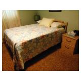 Queen size bedroom set like new condition