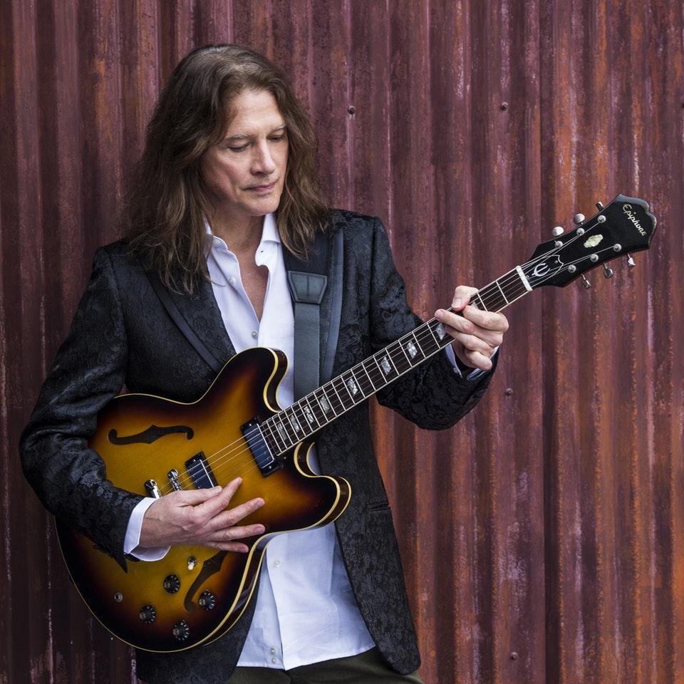 LES PAUL BIRTHDAY WEEK CELEBRATION: ROBBEN FORD with OZ NOY ORGAN TRIO with Brian Charette and Shawn Pelton - Event on Eventsfy
