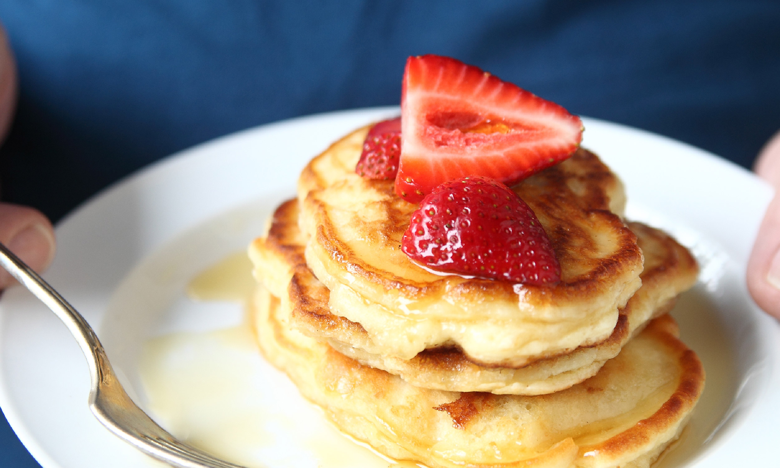 Mix Leftover Champagne Into Your Pancake Batter Extra Crispy