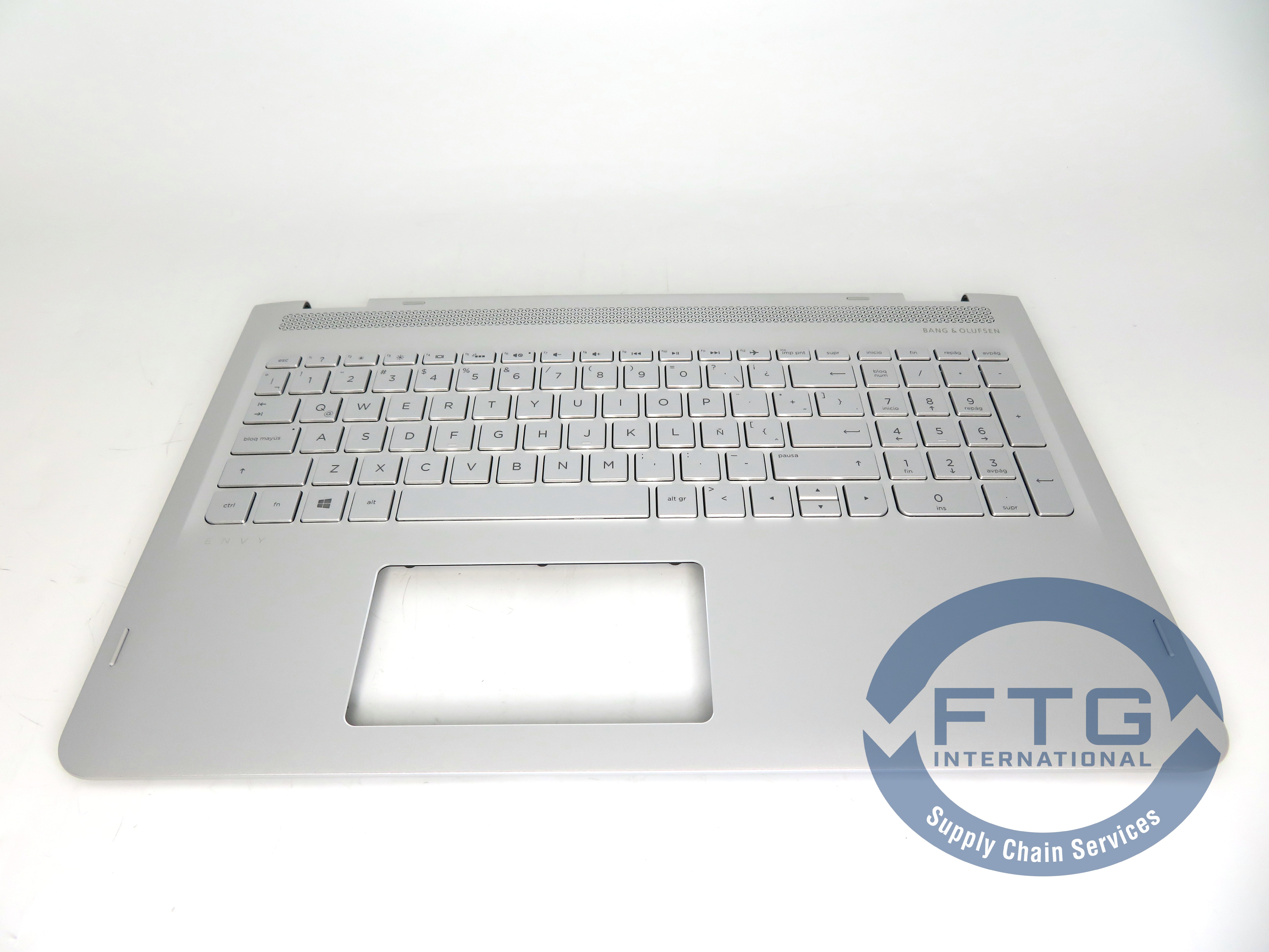 857283-161 TOP COVER W//KB PKS LTNA MARSHMALLOW 1.0