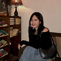 1 chút ánh ngọc