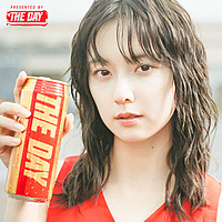 加藤小夏が水を飲む〜THE DAY ROOM〜