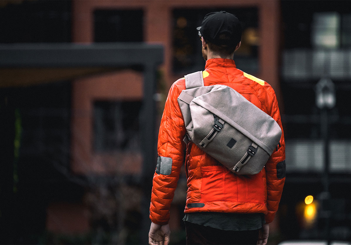 vale sling bag chrome