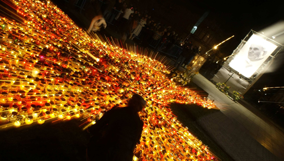 CANDLES BURN IN WARSAW'S PILSUDSKI SQUARE ON FOURTH ANNIVERSARY OF DEATH OF POPE JOHN PAUL II