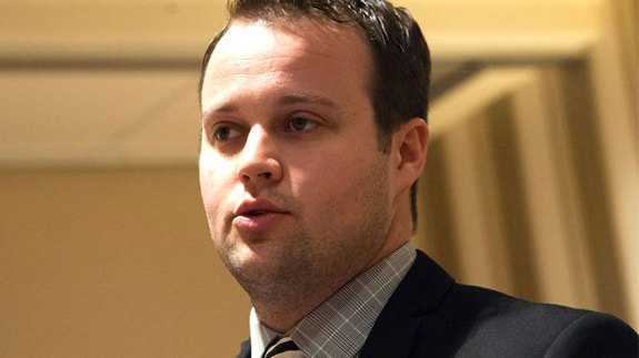 4177joshduggars_00000003680