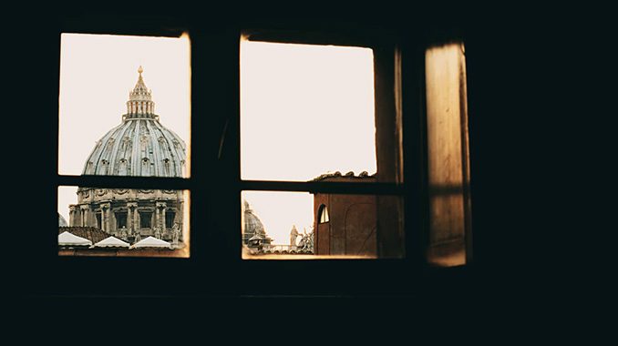 vatican_roomwindow
