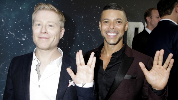 Star Trek Discovery Red Carpet Premiere Anthony Rapp Wilson Cruz