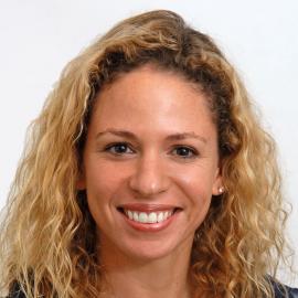 Nicole Glazer headshot