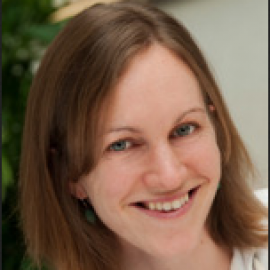 Helen Snodgrass headshot