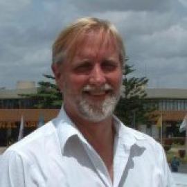 Steven Hansch headshot