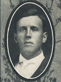 Attached photograph of Private Thomas