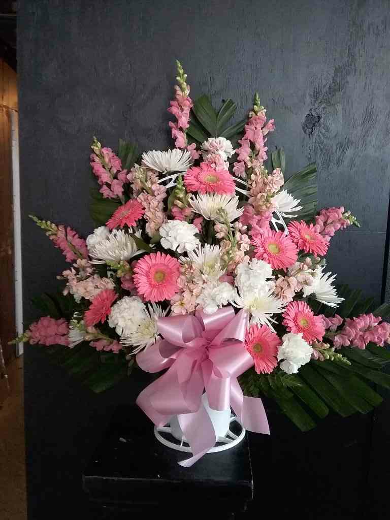 Simply Sweet Flower Arrangement