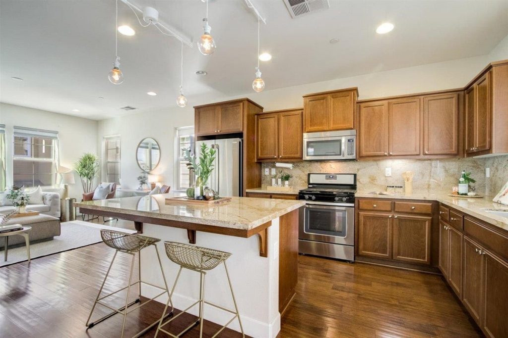 1.2m-socal-bayarea-seattle-boston-house