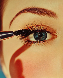 How to apply mascara like a pro A step-by-step guide to help you flaunt fuller lashes