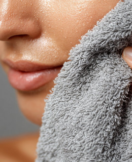 How to remove blackheads with a simple towel