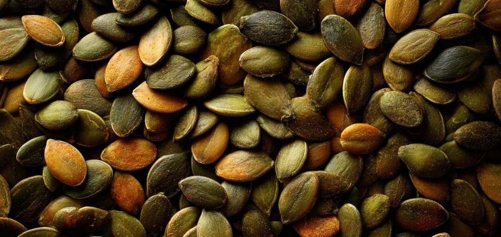 Nutritionist shares 4 foods women should eat for better health Pumpkin seeds, black raisins and more