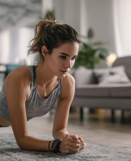 3 Best Shoulder-Strengthening Exercises You Can Do At Home