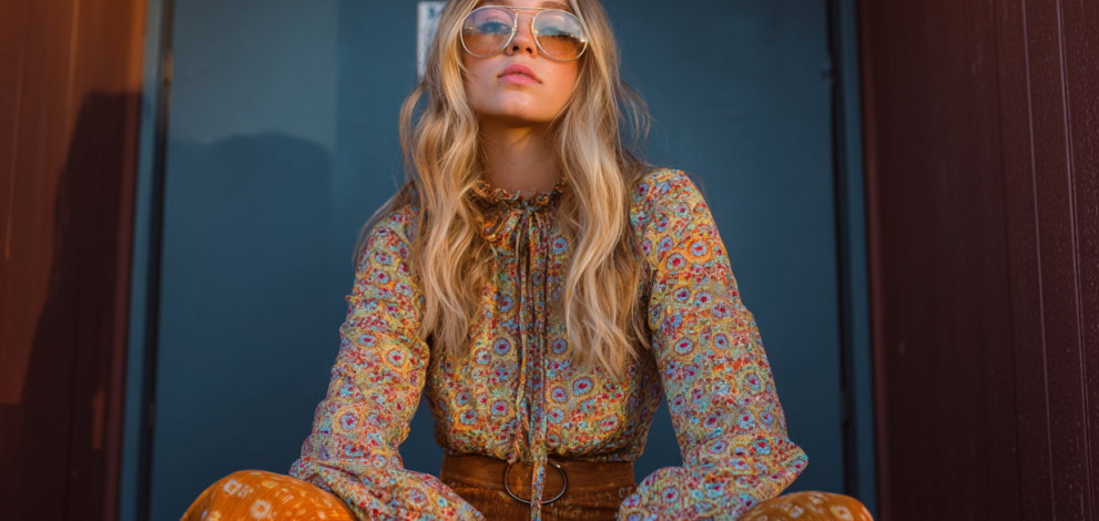 How to style boho blouses with flared trousers