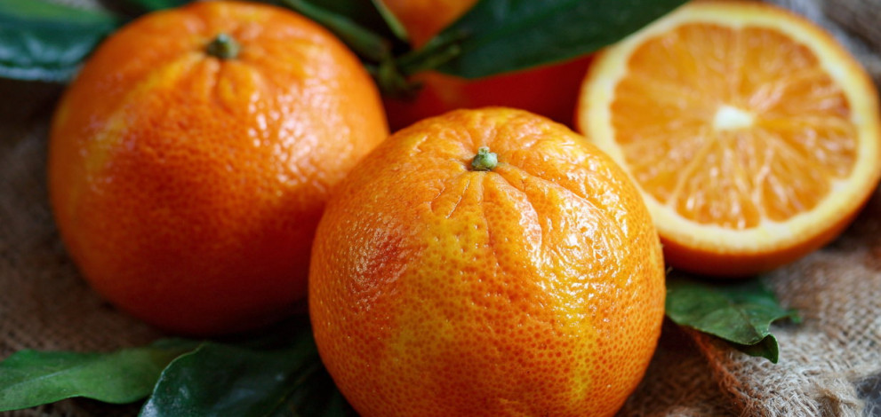 5 best collagen-rich fruits for radiant, youthful skin