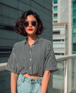 Striped Blouses and Jeans are the Favourite Look of the Best-Dressed Women in February 2026