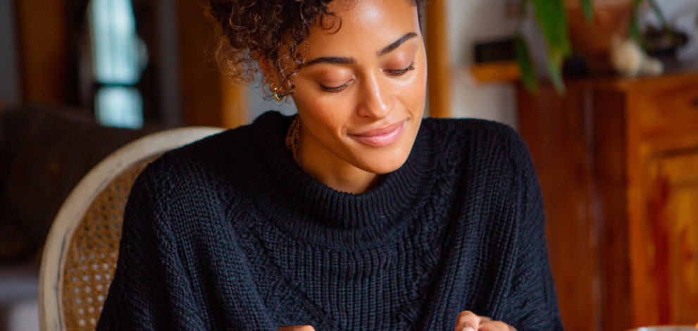 Is drinking hot water in the morning really good for your guts