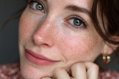 5 habits to incorporate in your daily routine if you want to slow skin ageing and look young