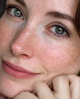 5 habits to incorporate in your daily routine if you want to slow skin ageing and look young