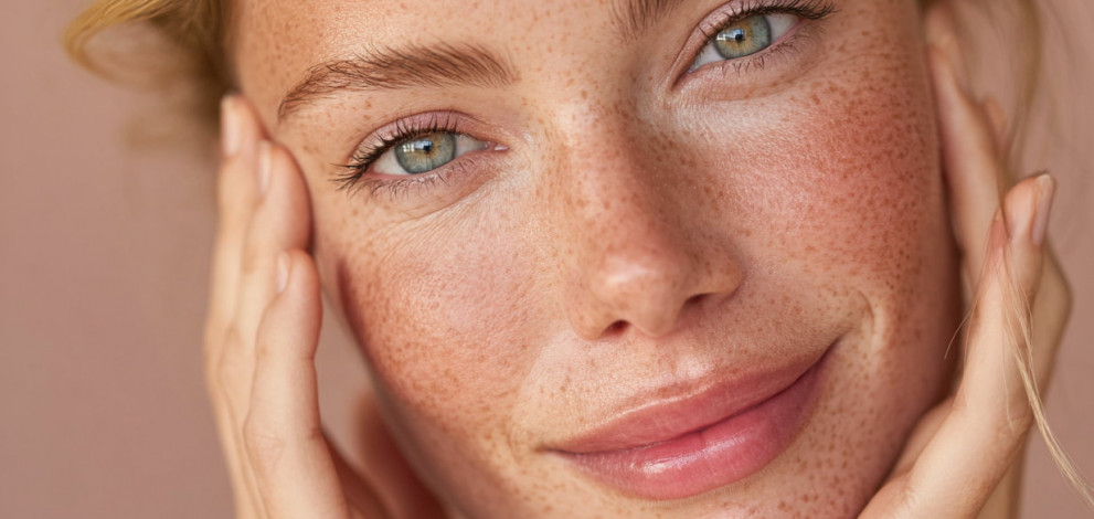 Nutritionist-Approved 6 Foods That Naturally Boost Skin Health