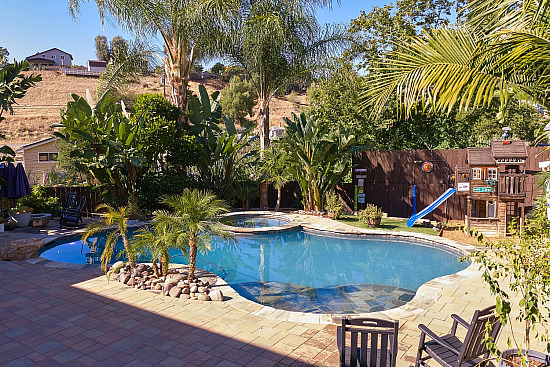 Laura Lothian - 9285 Soldin Ln