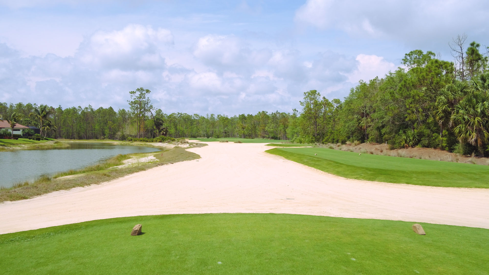 Hole 13.00 00 00 00.still001