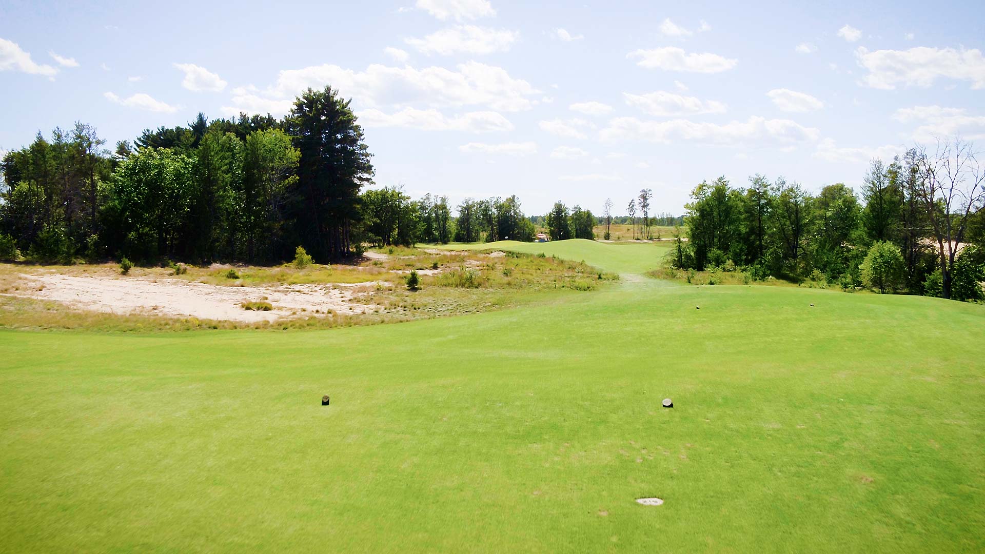 Hole 3.00 00 00 00.still004