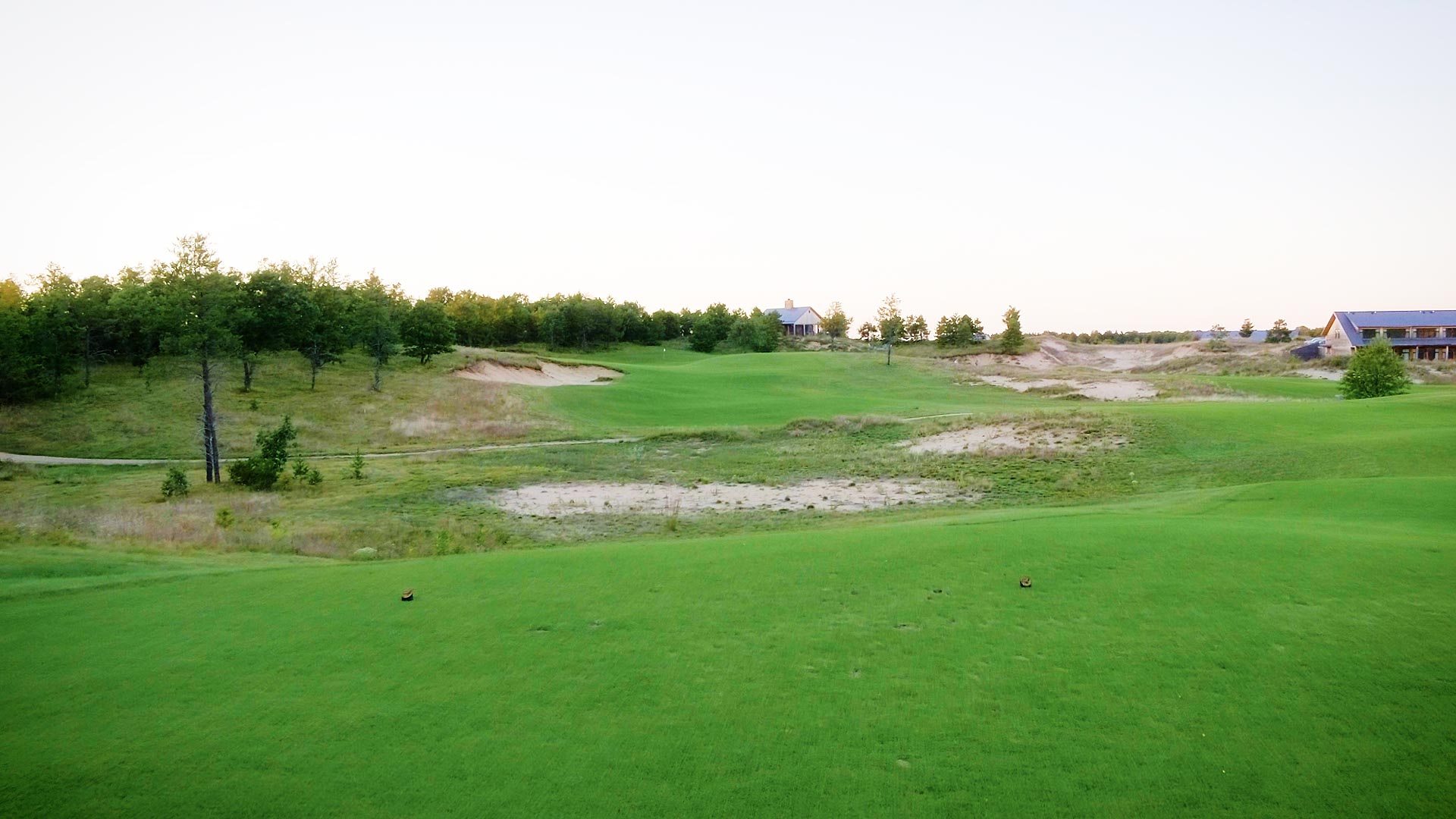 Hole 17.00 00 00 00.still005