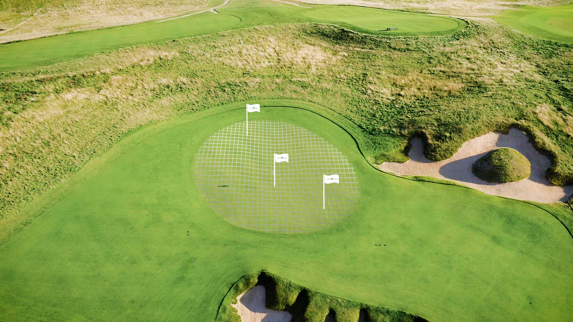 Hole 11.00 00 25 17.still004