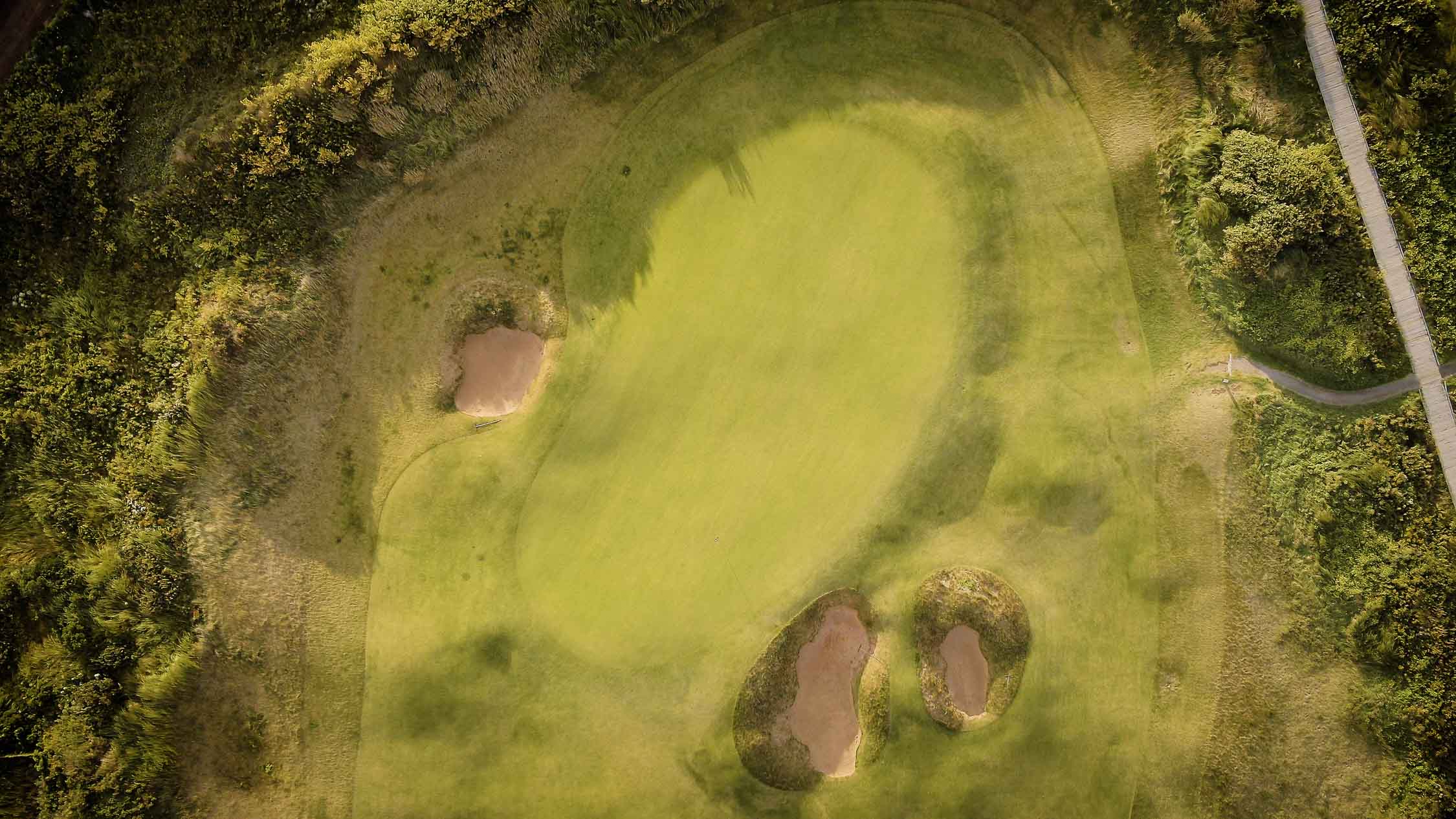 Hole 4.00 00 34 15.still004