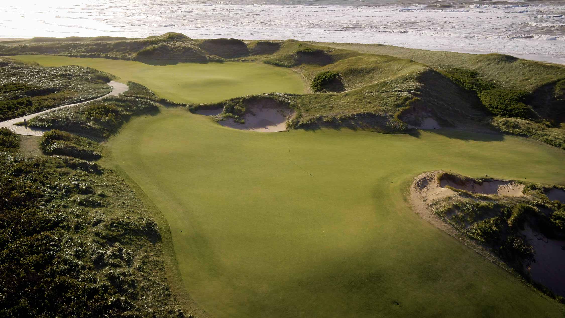 Hole 2.00 00 28 13.still005