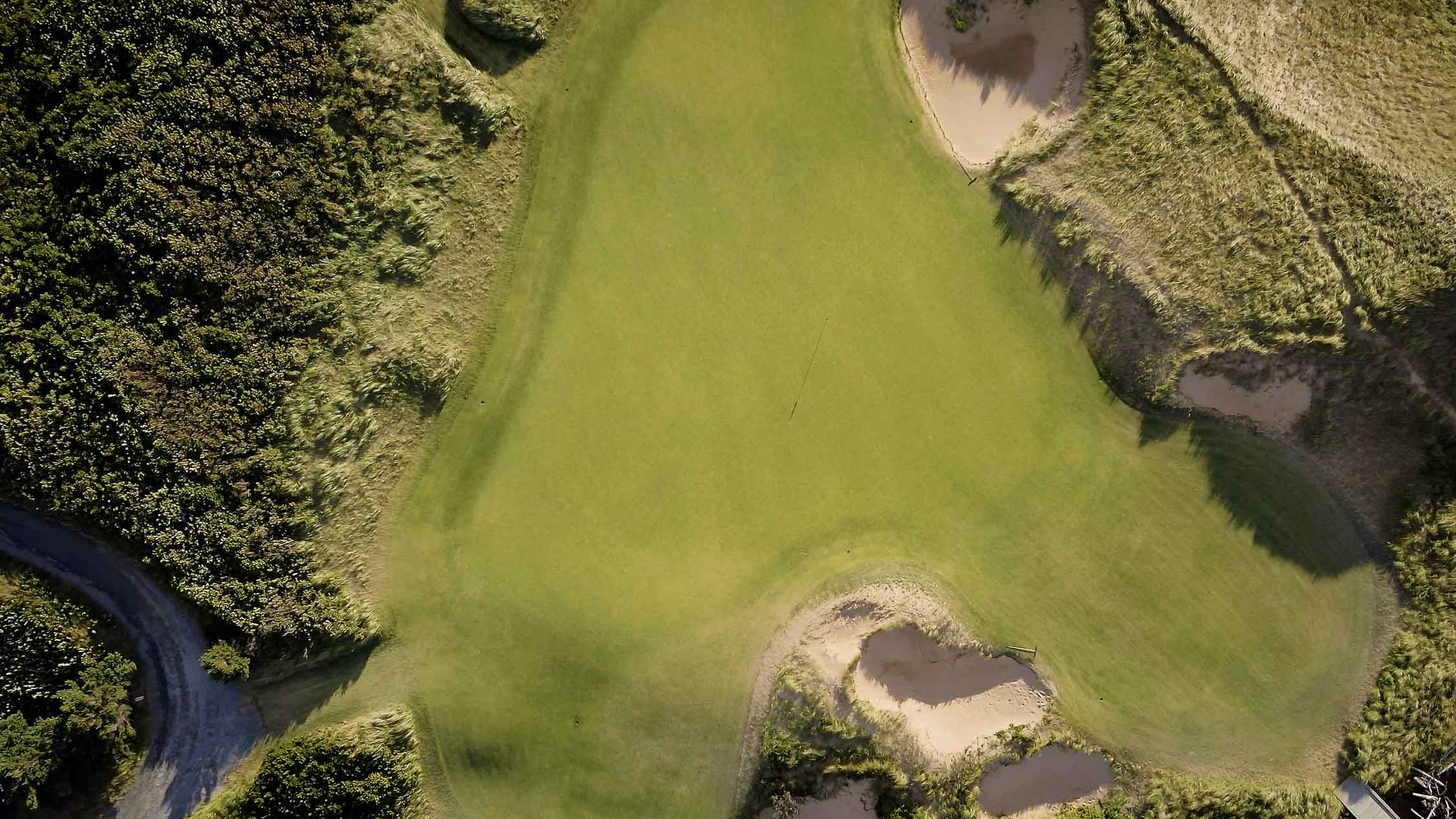 Hole 2.00 00 34 05.still006