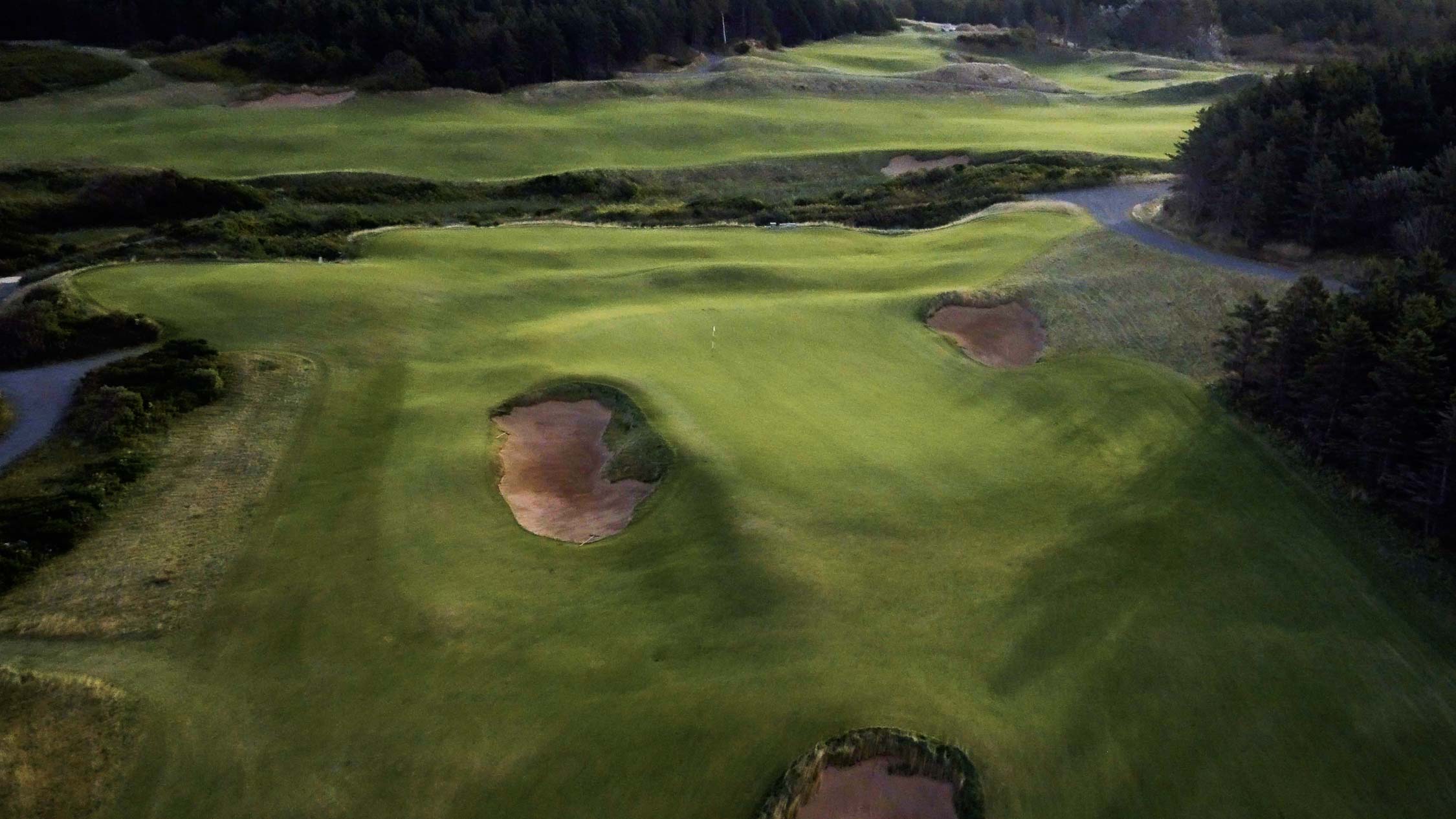 Hole 11.00 00 21 06.still005