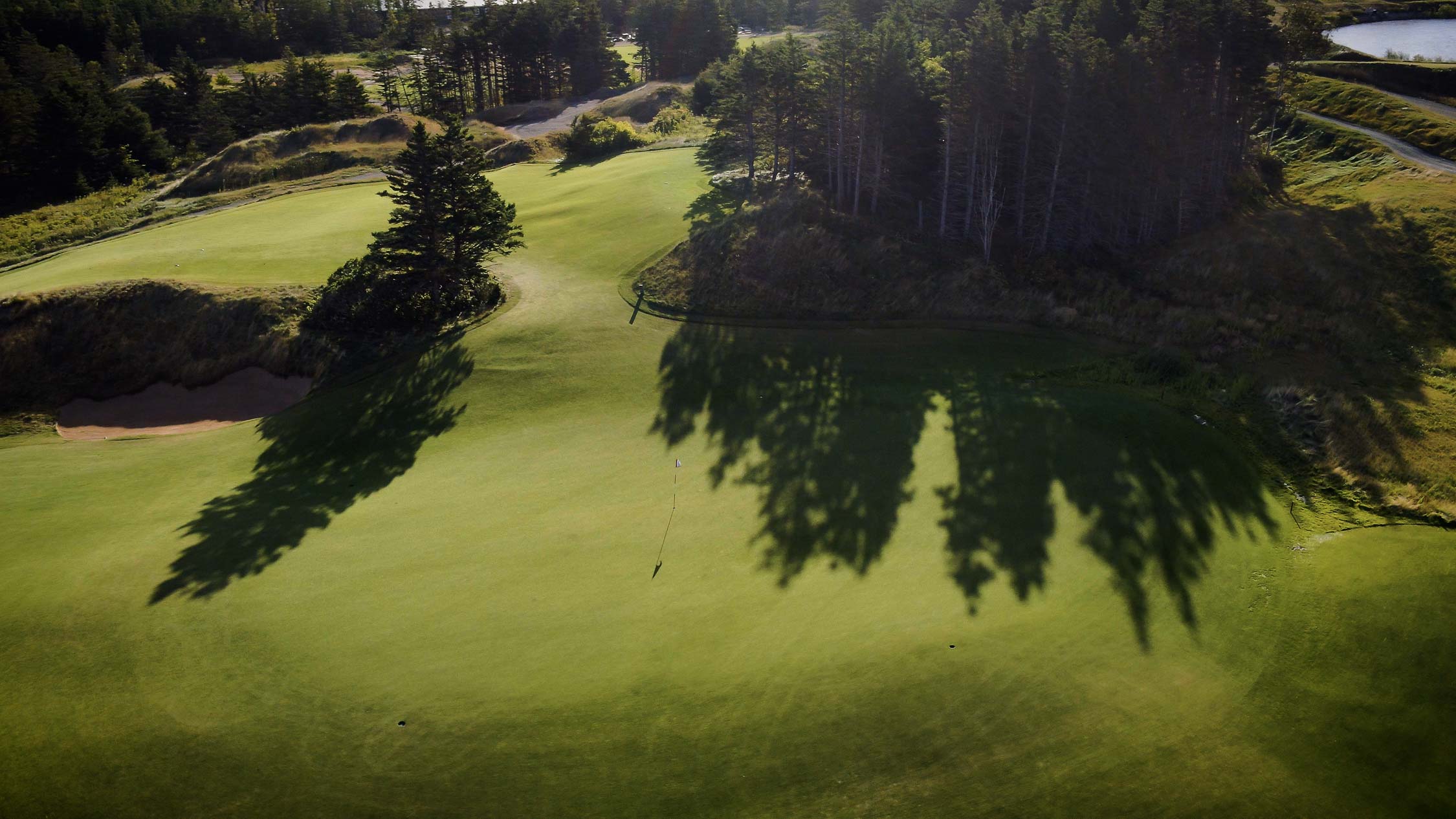 Hole 13.00 00 32 14.still006