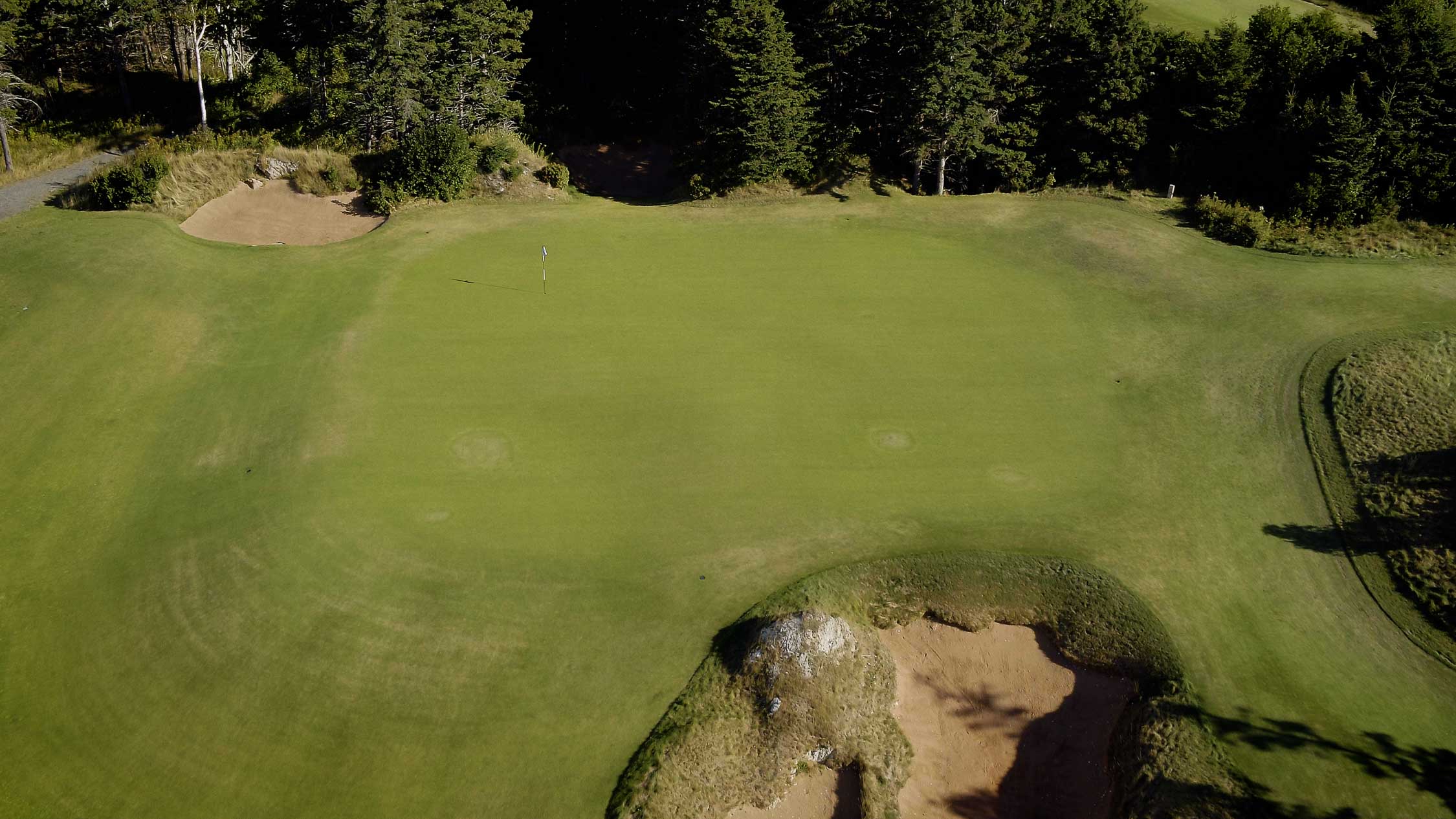 Hole 14.00 00 13 02.still003